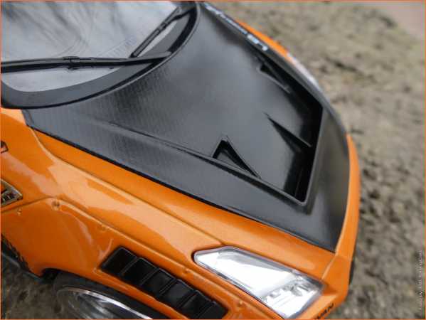 1:18 Nissan GTR35 2.0 LB Work - Orange - Echtalu-PVC-Felgen in OVP